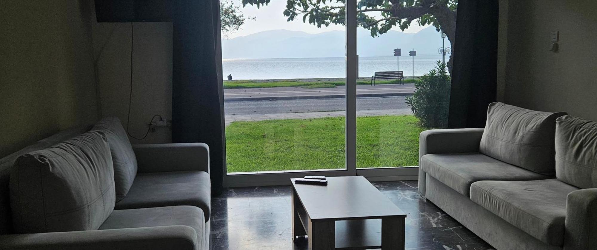 Nafpaktos Seaside Apartment Екстериор снимка